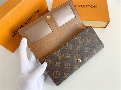 women louis vuitton wallet cheap|louis vuitton long wallet women's.